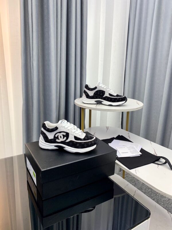 Unisex Shoes - Image 4